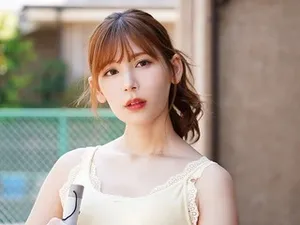 Móc bướm mẹ kế trẻ đẹp hồi xuân